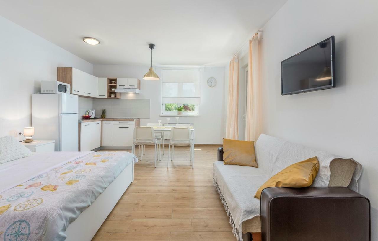 Apartment Complex Jelena Funtana Dış mekan fotoğraf